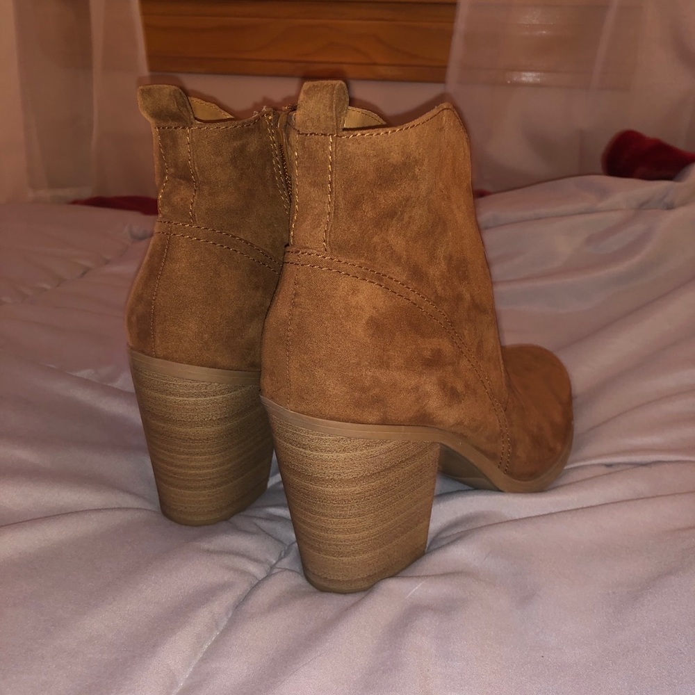 Booties - Picture 3 of 4